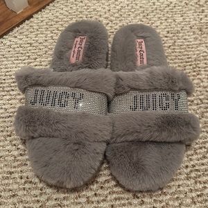 Juicy Couture grey slides